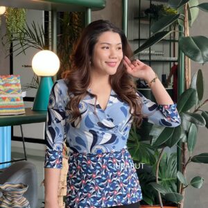 ✨เสื้อป้าย คอวี✨