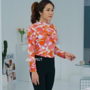 ✨เสื้อคอปาดเล็ก✨