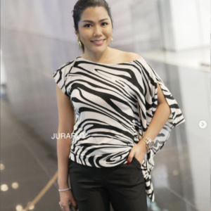 ✨เสื้อคอเฉียง✨