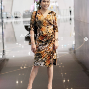✨เดรสคอวีแขนสามส่วน✨