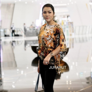 ✨เสื้อคอเฉียง✨