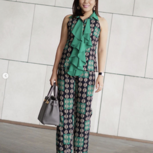 ✨เสื้อแขนเว้าปกเชิ้ต✨