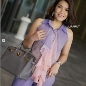 ✨เสื้อแขนเว้าปกเชิ้ต✨