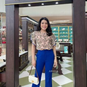 ✨เสื้อคอกลม แขนผีเสื้อ✨